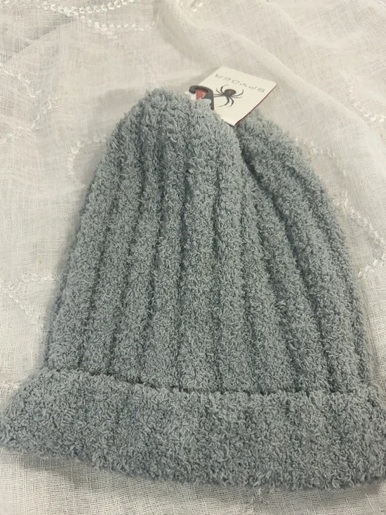 NWT Spyder super soft hat - Picture 5 of 7